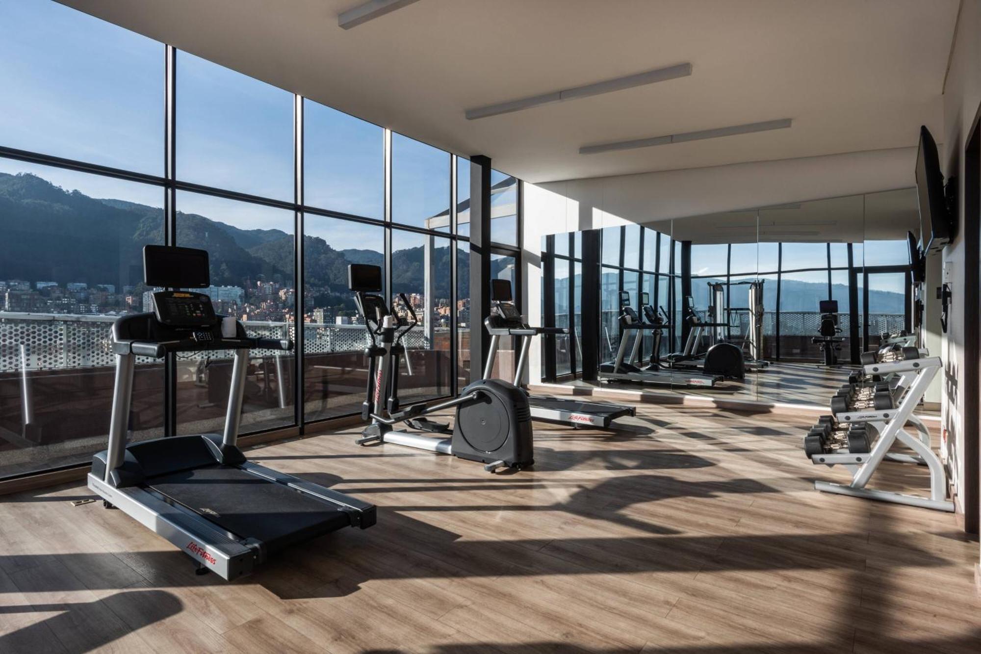 Ac Hotel By Marriott Bogota Zona T מראה חיצוני תמונה