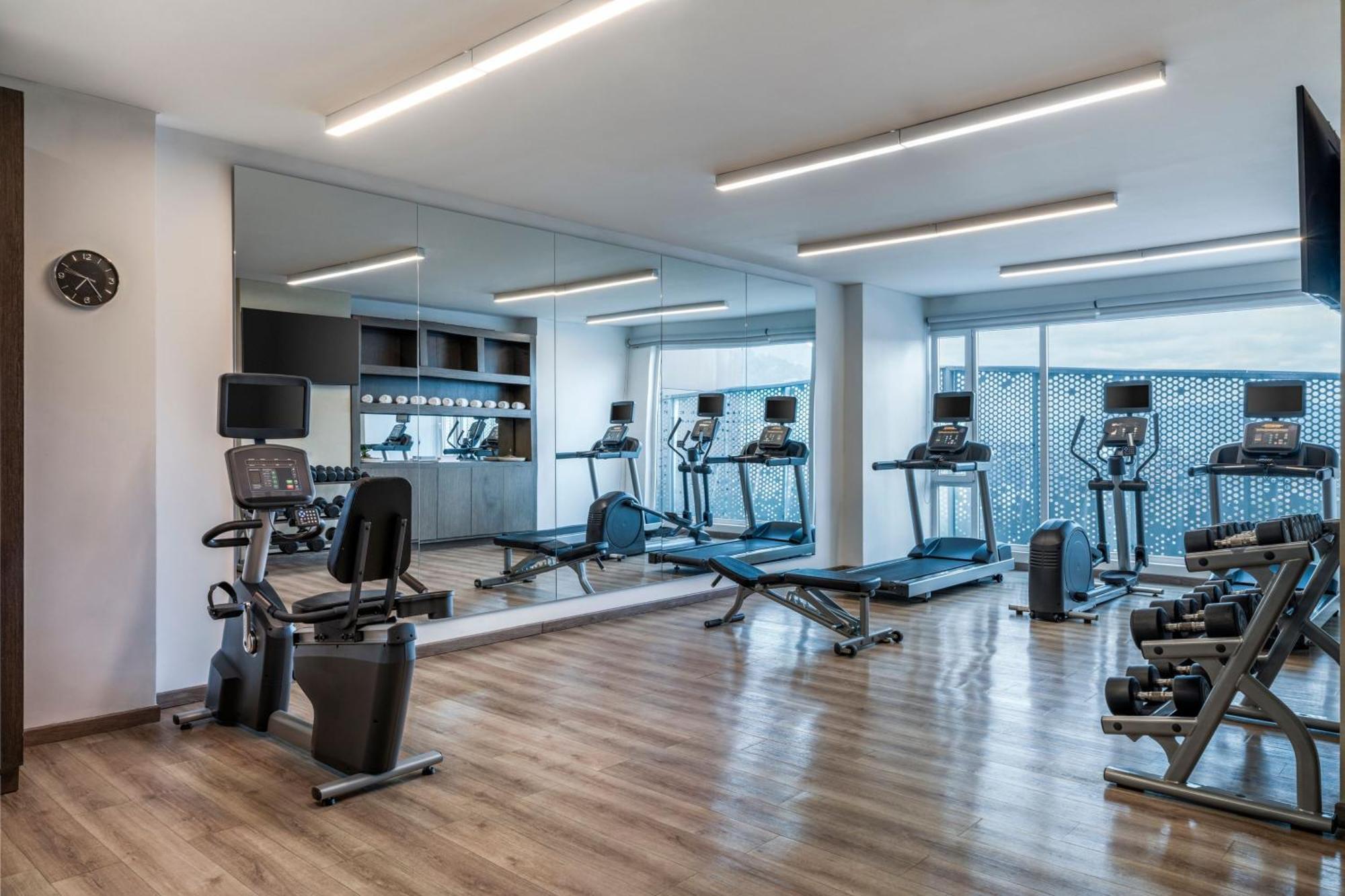 Ac Hotel By Marriott Bogota Zona T מראה חיצוני תמונה