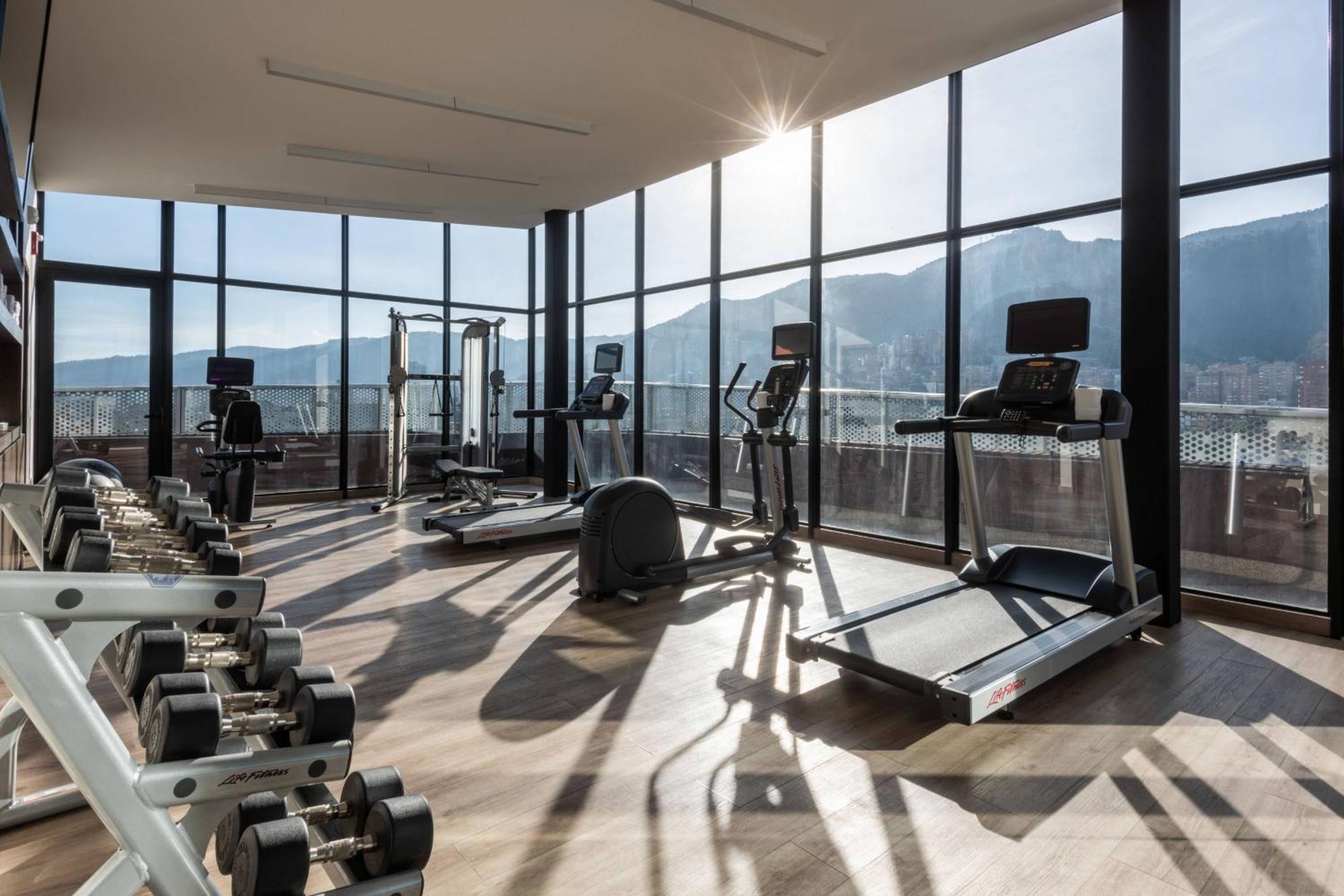 Ac Hotel By Marriott Bogota Zona T מראה חיצוני תמונה