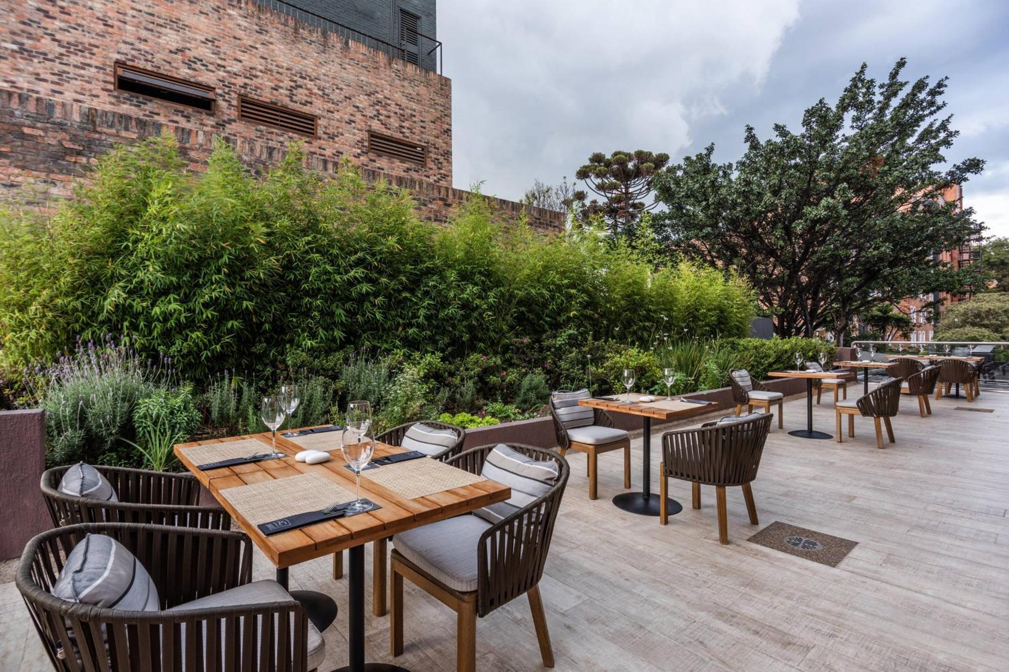 Ac Hotel By Marriott Bogota Zona T מראה חיצוני תמונה