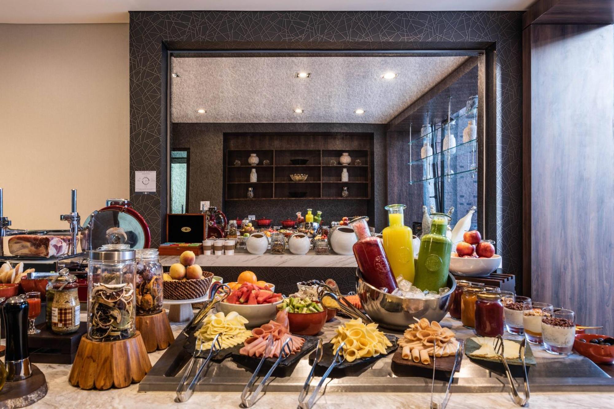 Ac Hotel By Marriott Bogota Zona T מראה חיצוני תמונה