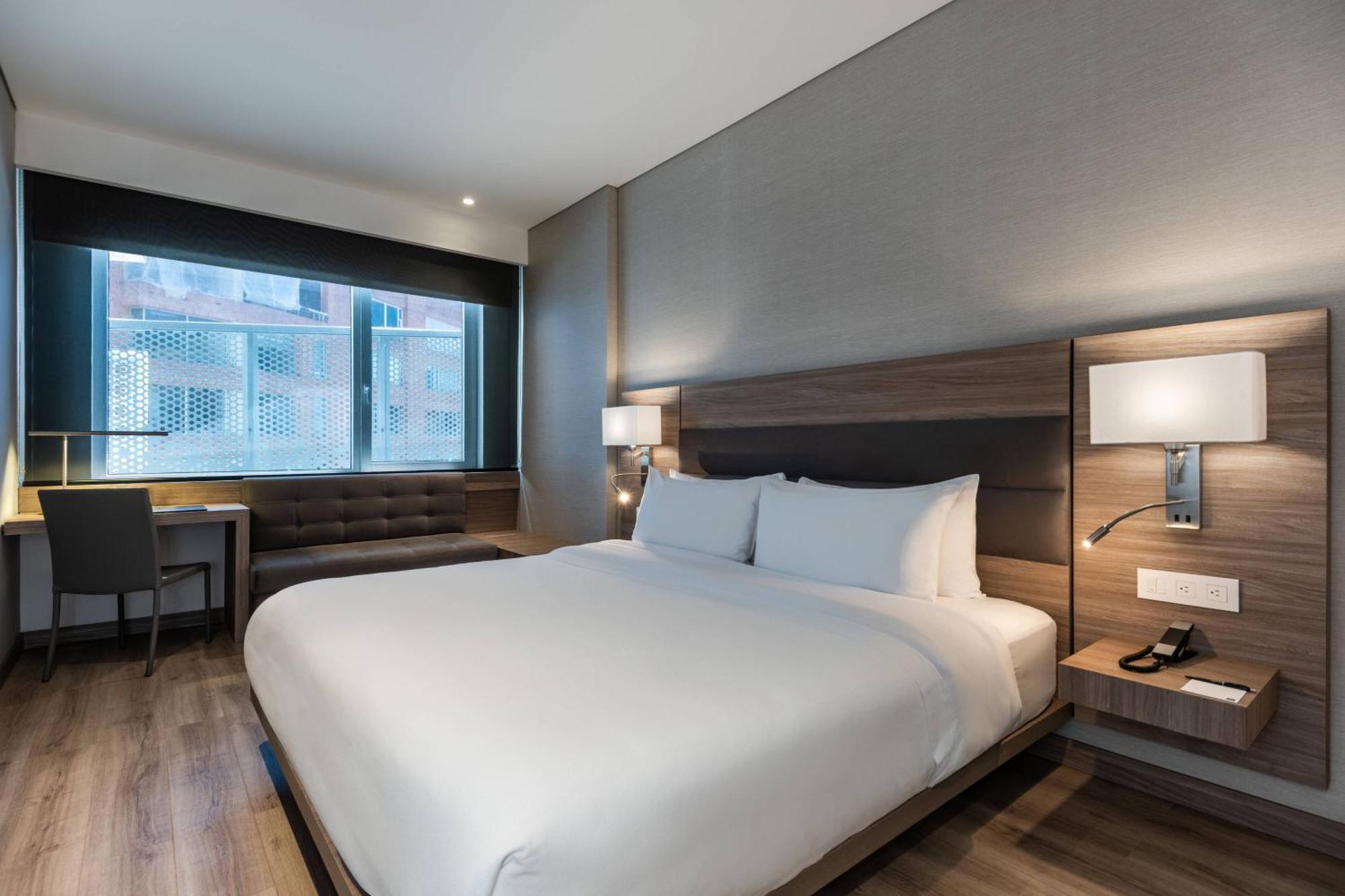 Ac Hotel By Marriott Bogota Zona T מראה חיצוני תמונה